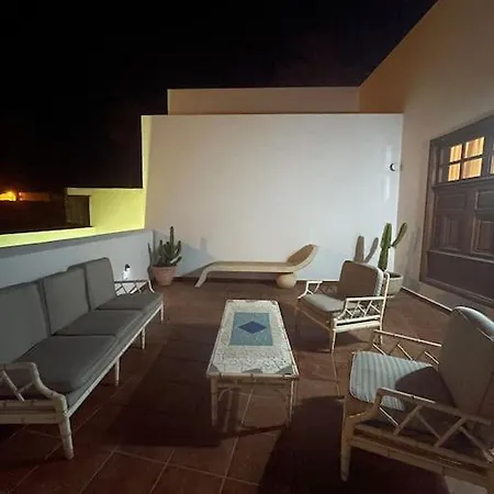 Casa De La Palmera * Haría
